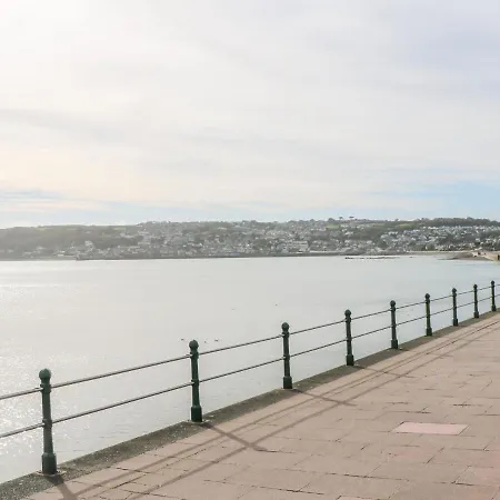 5 Parc Terrace * Penzance