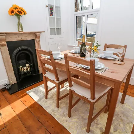 5 Parc Terrace Holiday home